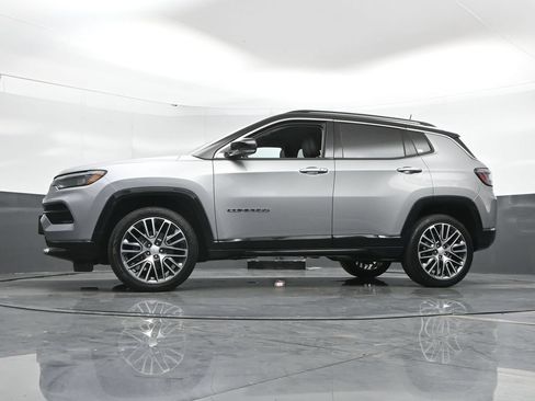 Used 2022 Jeep Compass Limited w/ Elite Group AWD/4WD image 53