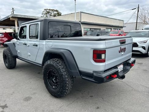 Used 2022 Jeep Gladiator Rubicon w/ Trailer Tow Package AWD/4WD image 4