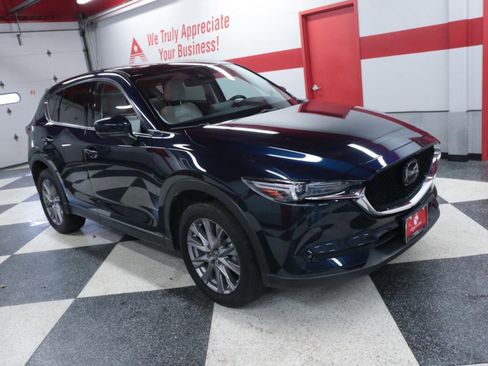 Used 2021 MAZDA CX-5 Grand Touring image 3