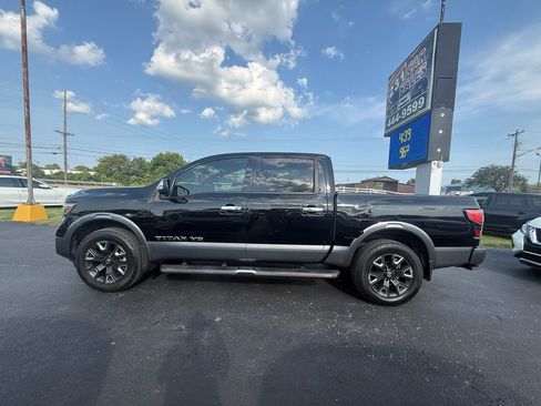 Used 2020 Nissan Titan Platinum Reserve w/ Moonroof Package AWD/4WD image 7