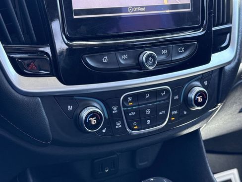 Used 2018 Chevrolet Traverse Premier w/ Redline Edition FWD image 17