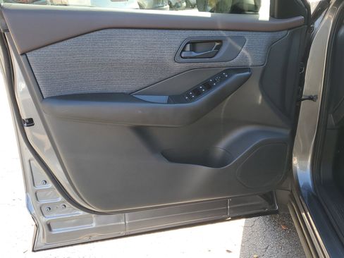 Certified 2023 Nissan Rogue S image 16