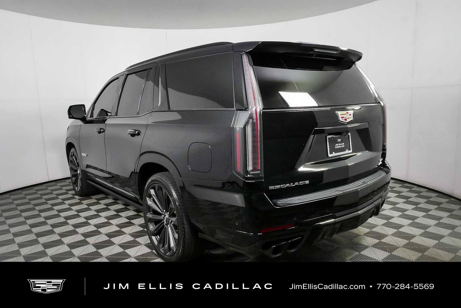 Certified 2025 Cadillac Escalade V AWD/4WD image 31