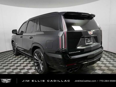 Certified 2025 Cadillac Escalade V AWD/4WD image 31
