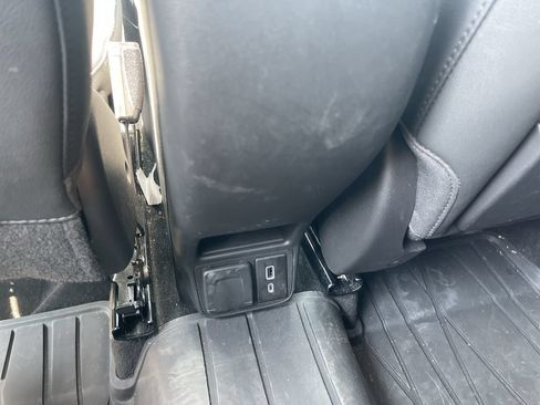 Used 2023 Buick Encore GX Essence w/ Experience Buick Package AWD/4WD image 22
