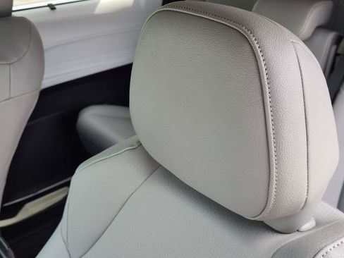 New 2026 Toyota Sienna XLE image 13