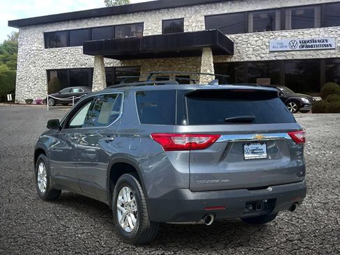 Used 2020 Chevrolet Traverse LT w/ Driver Confidence II Package AWD/4WD image 6
