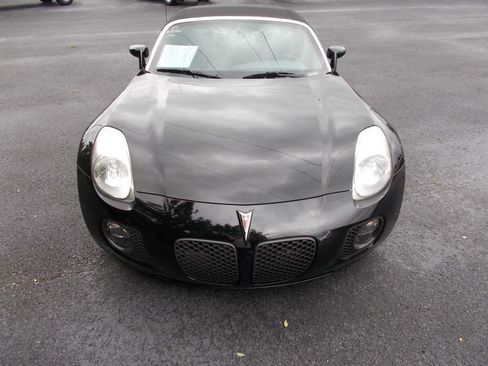 Used 2007 Pontiac Solstice GXP w/ Premium Package RWD image 10
