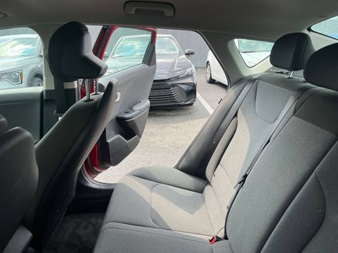 Used 2025 Kia K4 FWD image 38