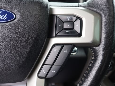 Used 2019 Ford F150 Lariat w/ Equipment Group 502A Luxury AWD/4WD image 36