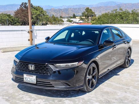 Certified 2023 Honda Accord Sport image 3