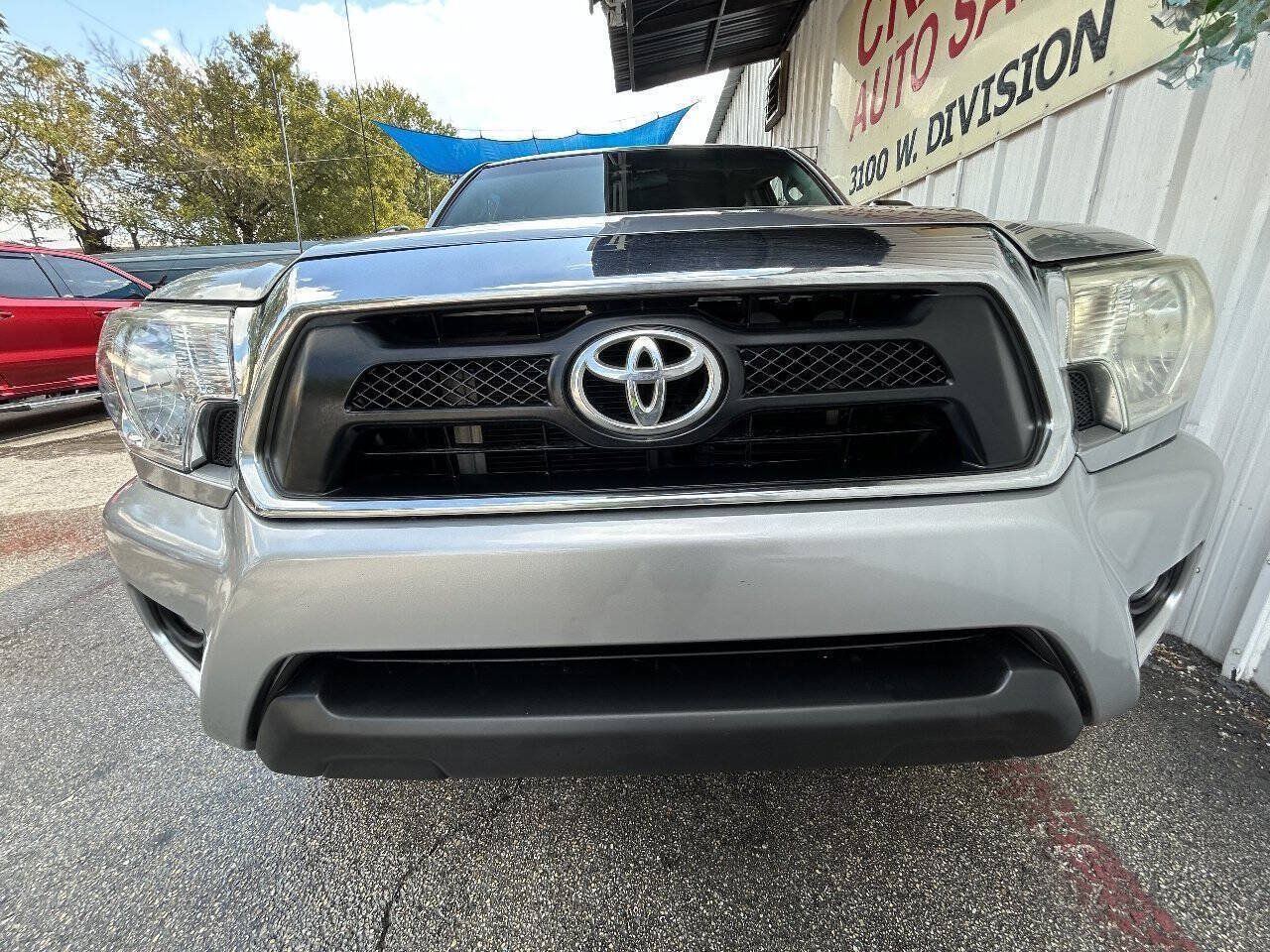 Used 2015 Toyota Tacoma PreRunner w/ SR5 Package RWD image 26