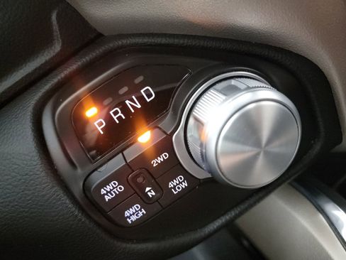 Used 2021 RAM 1500 Laramie image 26