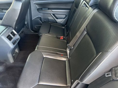Used 2020 Volkswagen Atlas Cross Sport SE FWD image 26