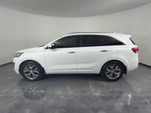 Used 2017 Kia Sorento SX FWD image 8