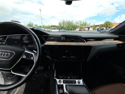 Used 2021 Audi e-tron Premium w/ Convenience Plus Package AWD/4WD image 10