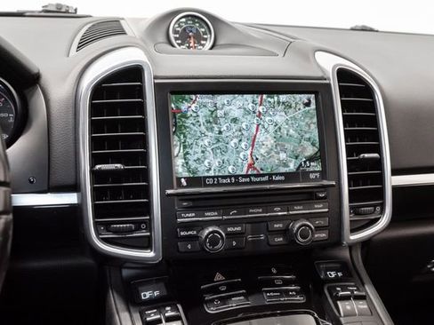 Used 2012 Porsche Cayenne image 15