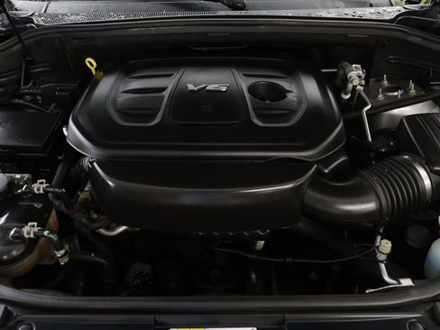 Used 2018 Jeep Grand Cherokee Laredo AWD/4WD image 22