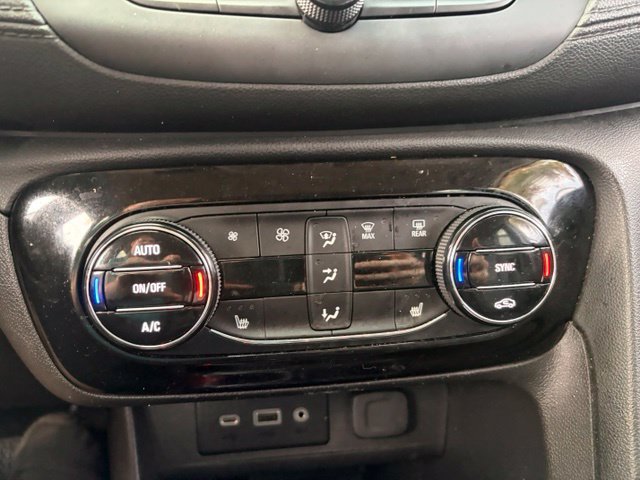 Used 2023 Buick Encore GX Select w/ Safety Package II FWD image 9