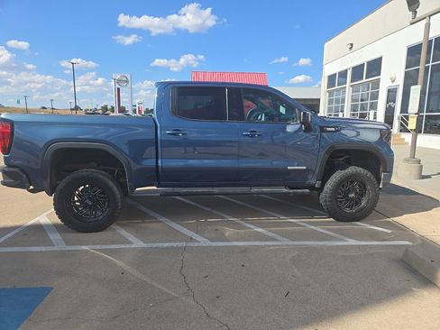 Used 2024 GMC Sierra 1500 Elevation w/ Preferred Package RWD image 8