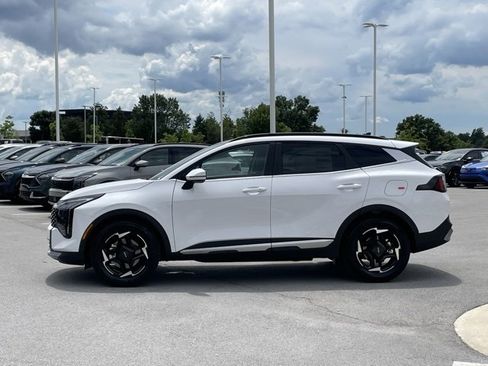 New 2026 Kia Sportage EX w/ EX Panorama Roof Package image 4