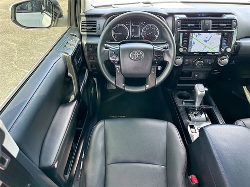 Used 2022 Toyota 4Runner TRD Off-Road Premium image 22