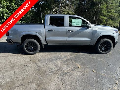 New 2026 Chevrolet Colorado W/T w/ WT Custom Package image 6