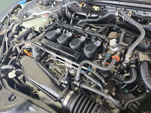 Used 2021 Honda Civic Sport Touring image 25