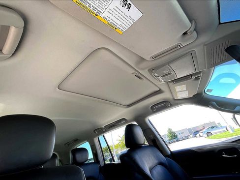 Used 2022 INFINITI QX80 Luxe w/ Cargo Package image 12