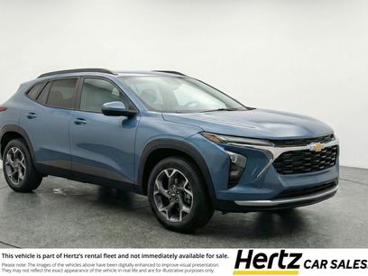 Used 2025 Chevrolet Trax LT w/ LT Convenience Package