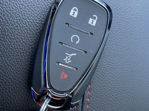 Used 2024 Chevrolet Equinox RS w/ RS Leather Package FWD image 37