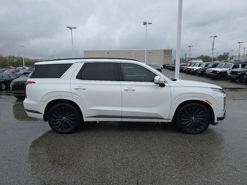 Used 2024 Hyundai Palisade Calligraphy AWD/4WD image 3