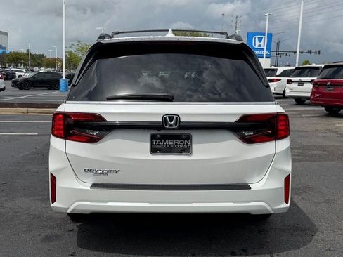 New 2026 Honda Odyssey EX-L image 4
