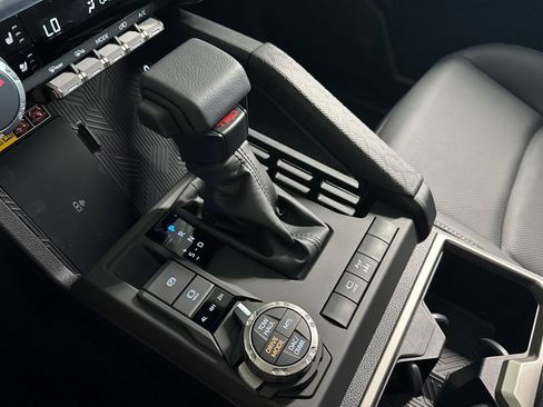 New 2026 Toyota 4Runner TRD Off-Road Premium AWD/4WD image 27