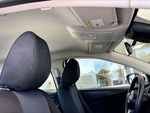 Used 2018 Toyota Yaris iA image 27