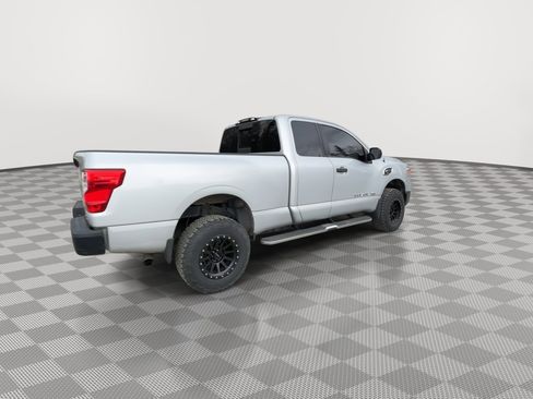 Used 2017 Nissan Titan S AWD/4WD image 8