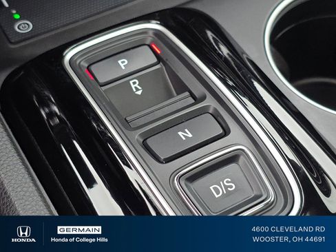 Used 2024 Honda Pilot Touring image 34