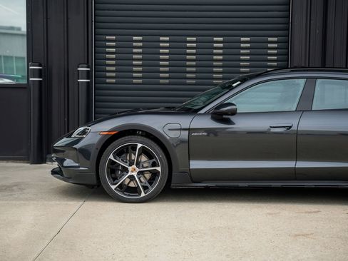 New 2025 Porsche Taycan 4 Cross Turismo image 11