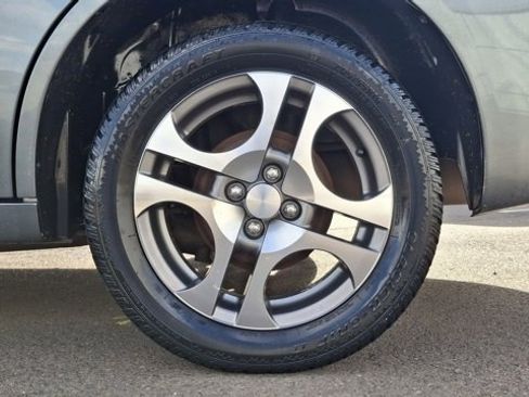 Used 2005 Saturn ION Level 3 w/ Travel Pkg image 13