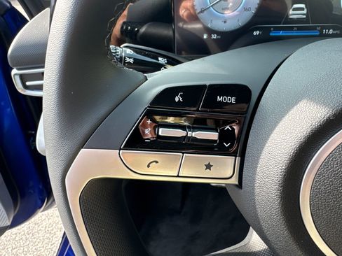 New 2026 Hyundai Elantra Limited image 25