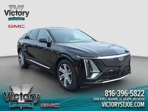 Used 2024 Cadillac Lyriq Tech RWD image 1