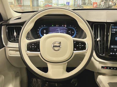 Used 2023 Volvo XC60 B5 Plus w/ Protection Package Premier image 16