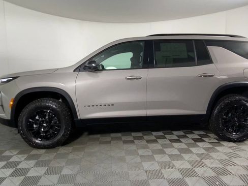 New 2026 Chevrolet Traverse Z71 w/ Enhanced Driving Package image 6