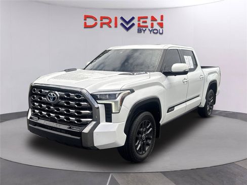Used 2024 Toyota Tundra Platinum AWD/4WD image 8