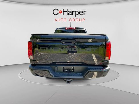 Certified 2024 Chevrolet Colorado ZR2 w/ Technology Package AWD/4WD image 4