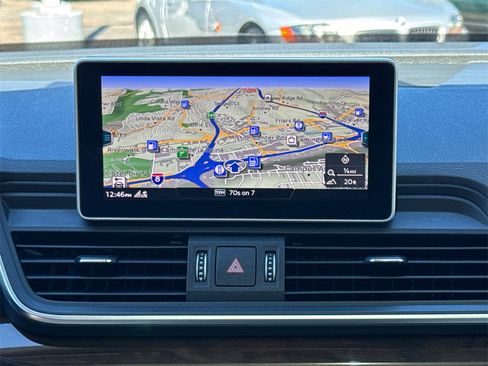 Used 2019 Audi Q5 2.0T Premium Plus w/ Premium Plus Package image 24