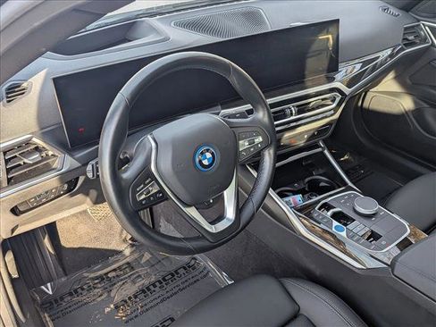 Used 2023 BMW i4 eDrive35 w/ Premium Package image 10