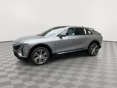 New 2025 Cadillac Lyriq Luxury image 37