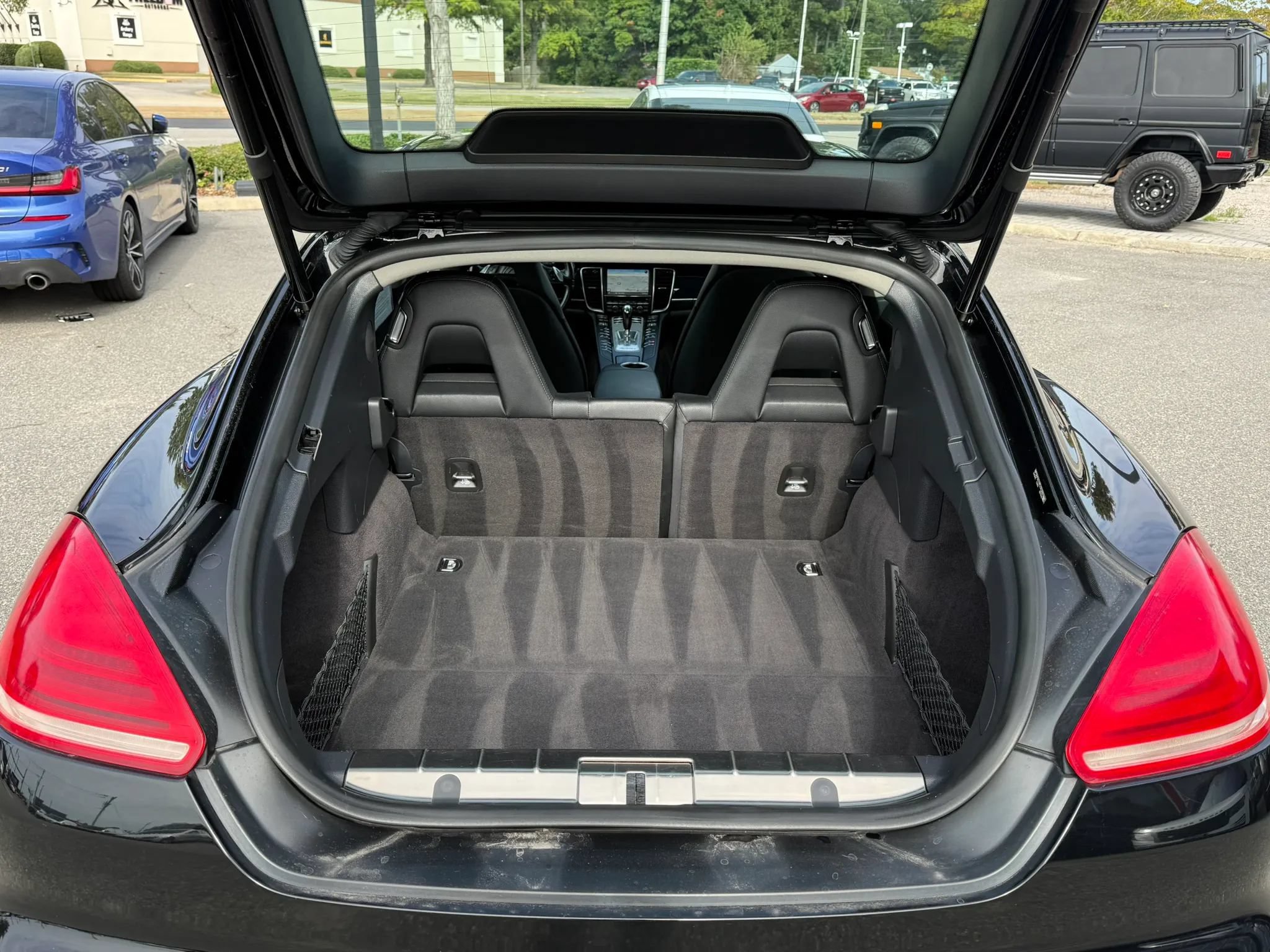Used 2015 Porsche Panamera 4 AWD/4WD image 20