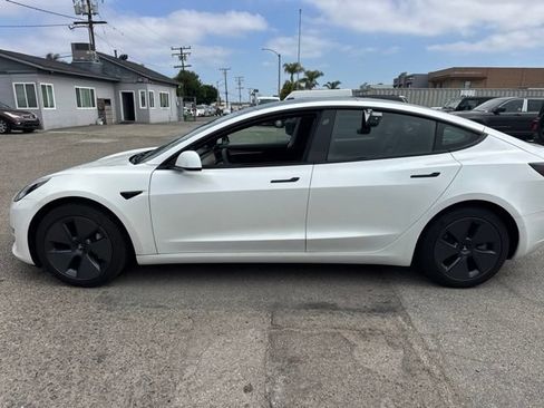 Used 2022 Tesla Model 3 RWD image 8